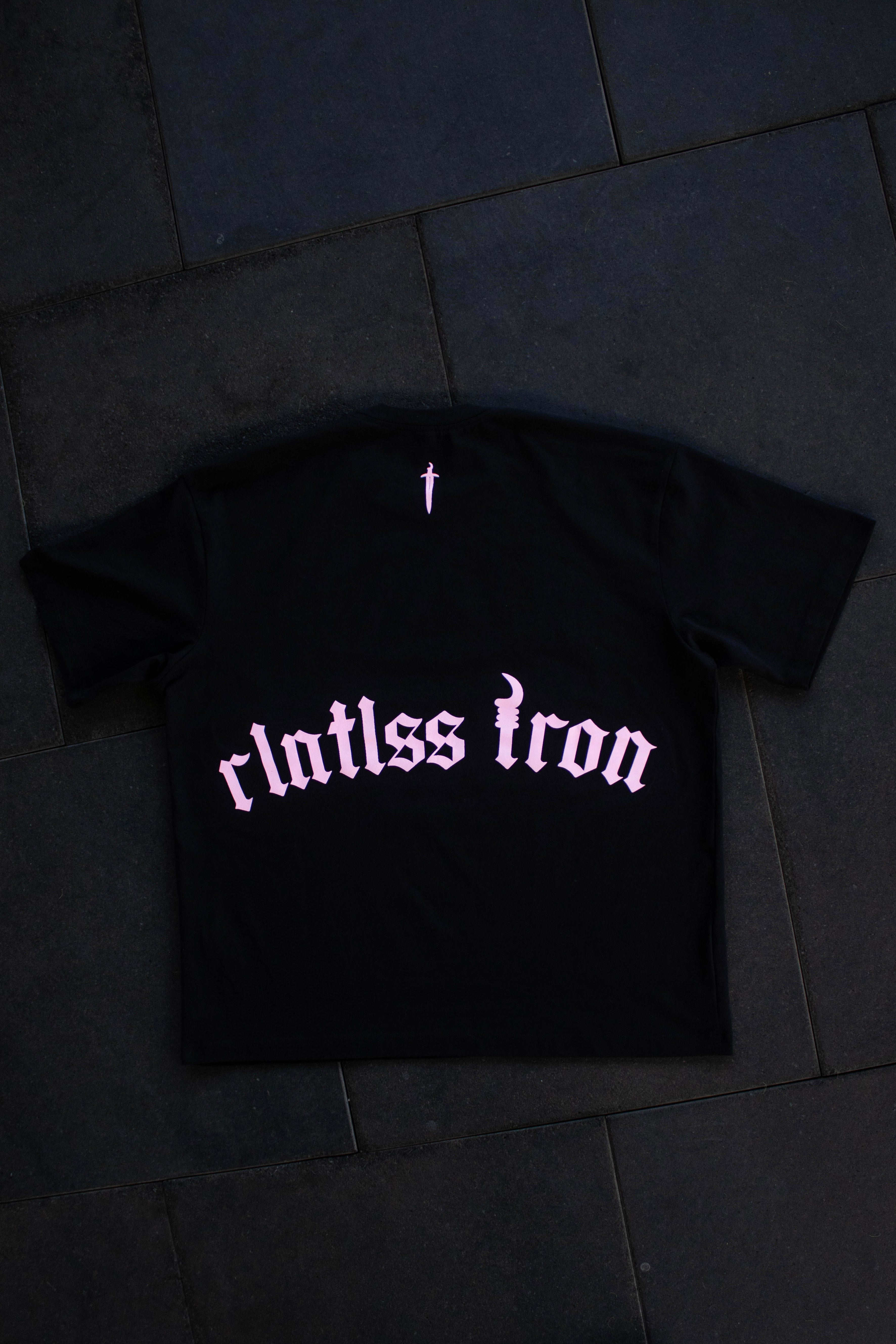 Pump cover (black and pink)