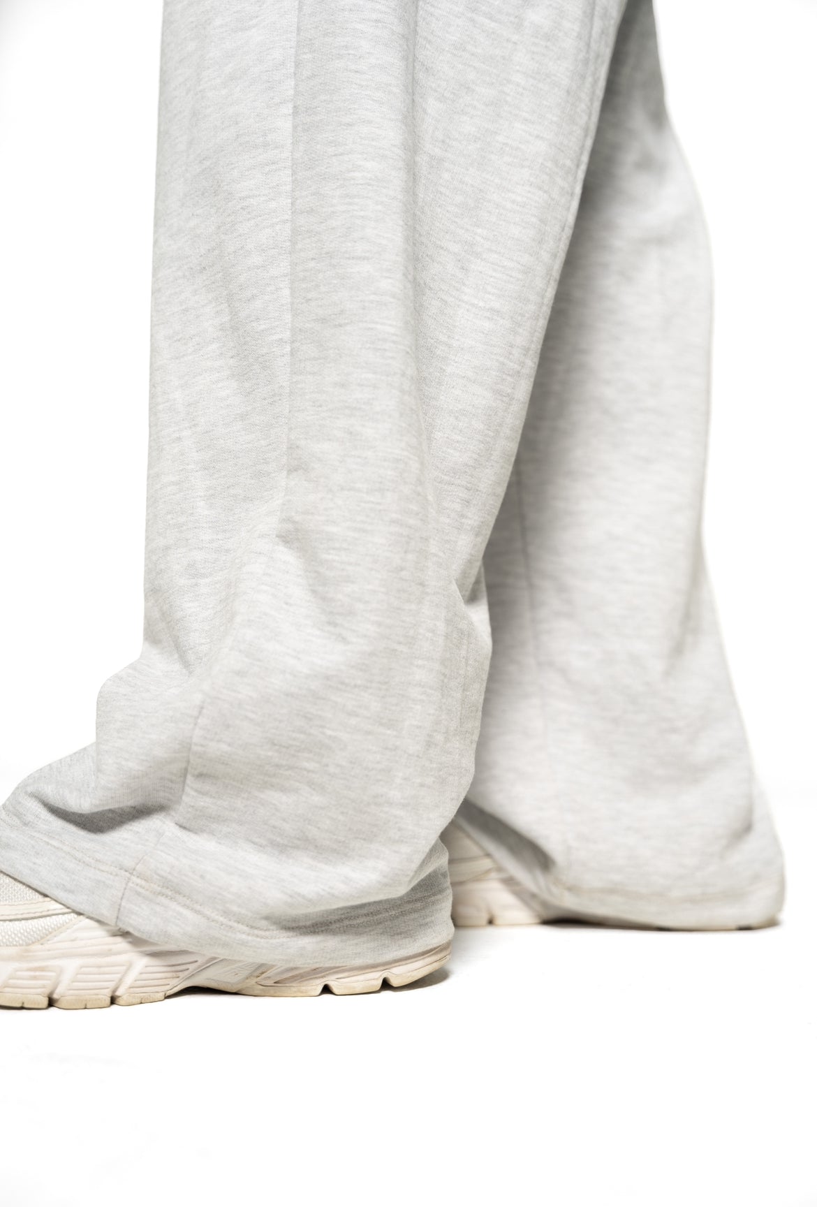 Women grey oversized pants
