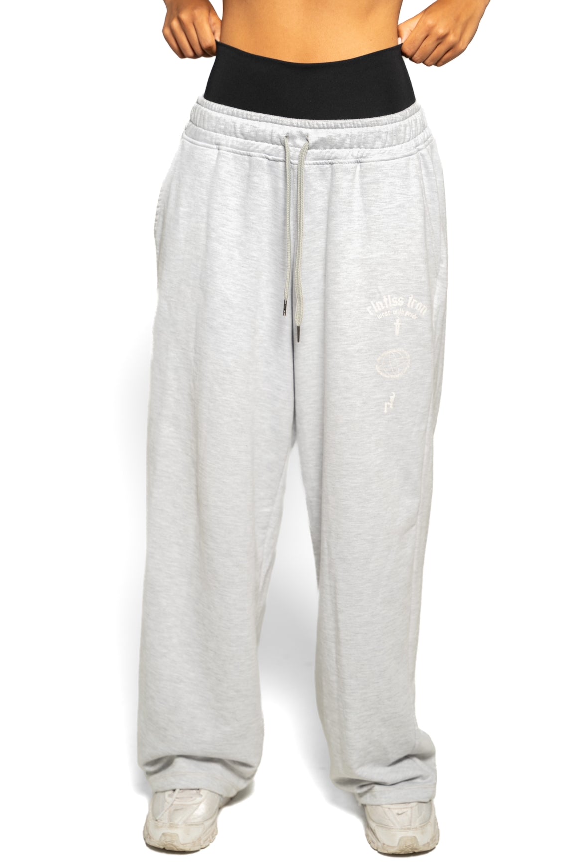 Women grey oversized pants